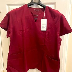 Mandala XL Notched scrub top NWT ONLY 1 available